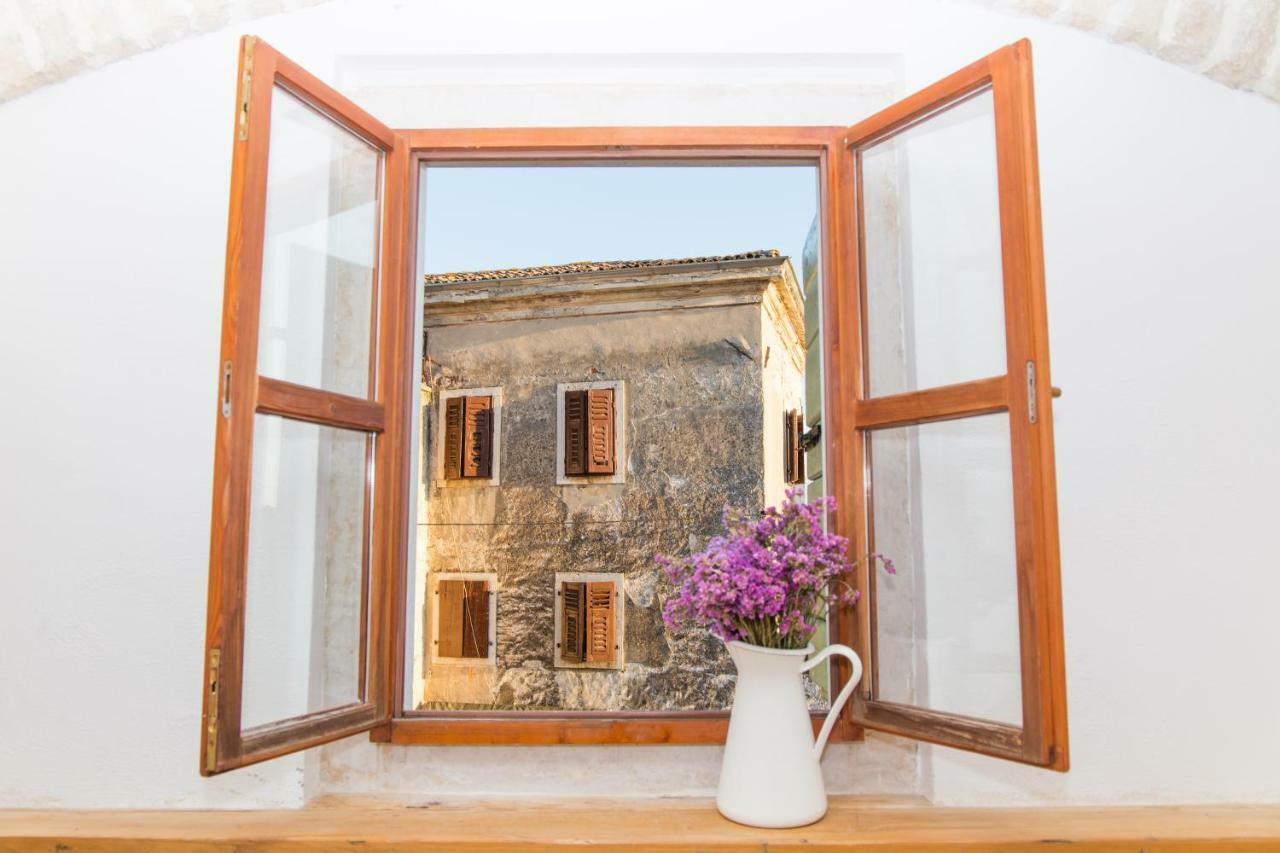 Villa Di Piazza Višnjan Exterior foto